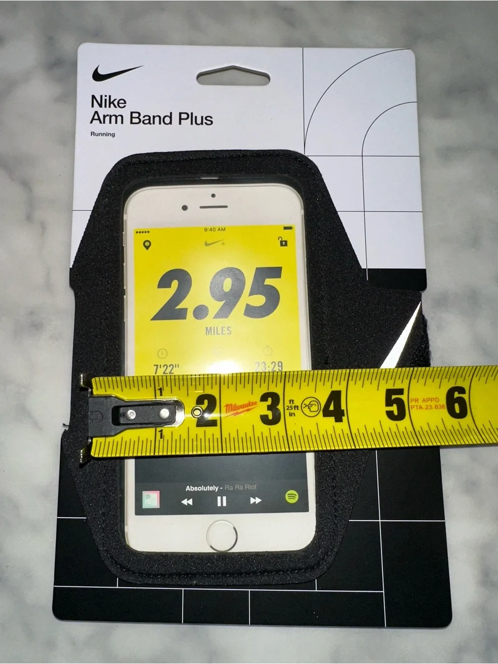 Nike secure armband