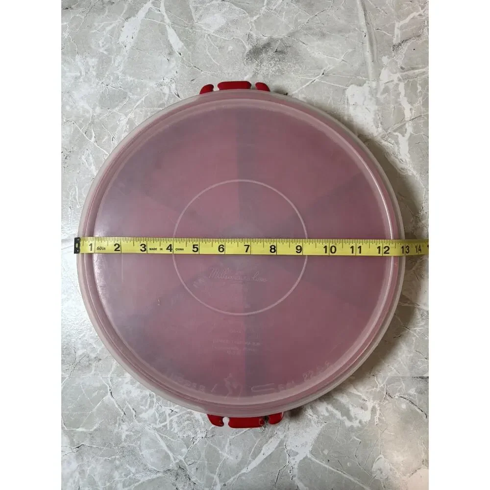 Tupperware tray section
