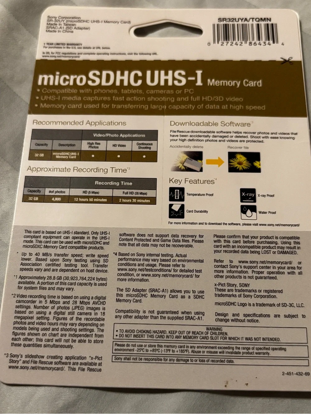 Sony 32GB microSDHC UHS-I Memory Card with Adapter - Black & Gold Packaging