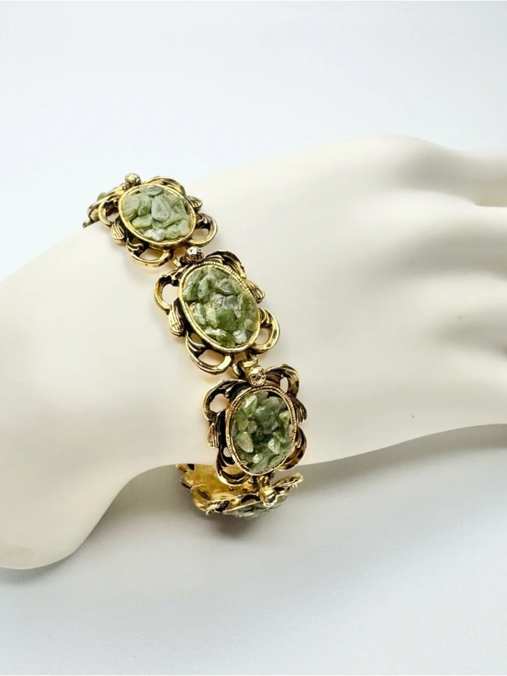 Vintage Green Jade Gold Toned Bracelet