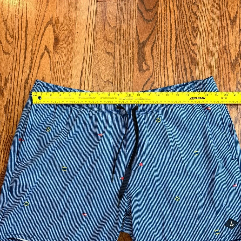 Sperry classic swim