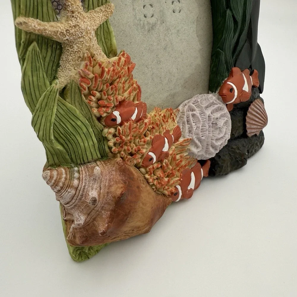 The Unbranded Brand this 3d
