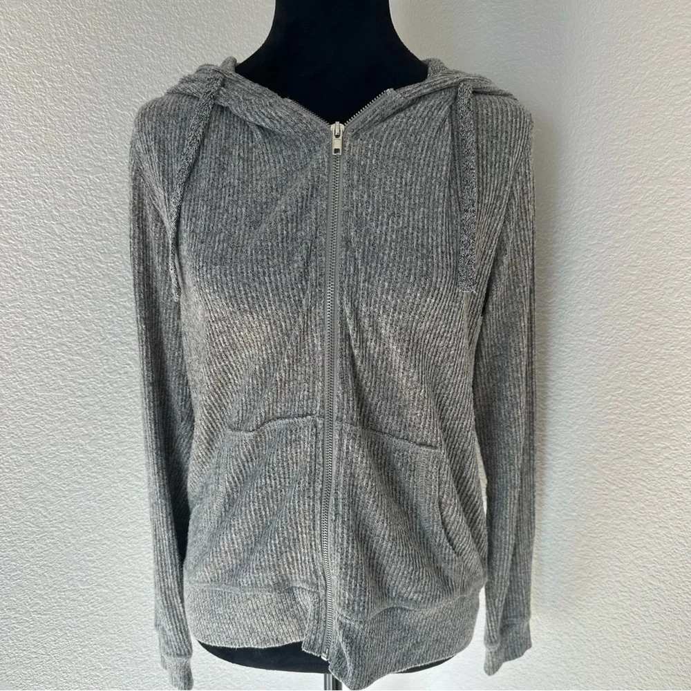 Ocean Drive comfortable gray