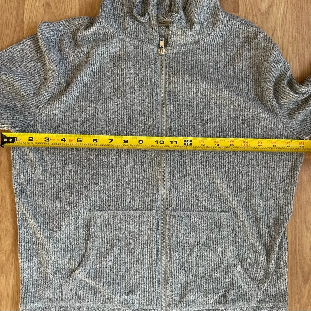Ocean Drive comfortable gray