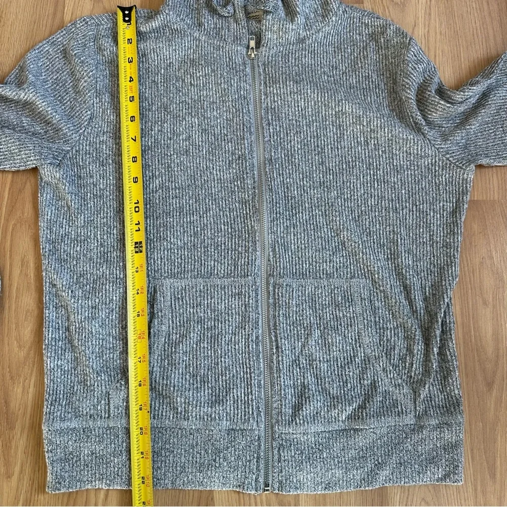 Ocean Drive comfortable gray