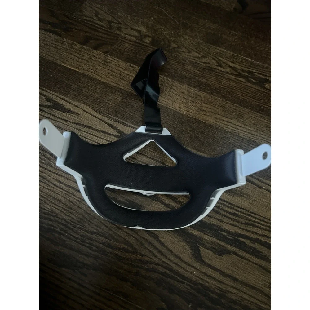 The Unbranded Brand adjustable ground
