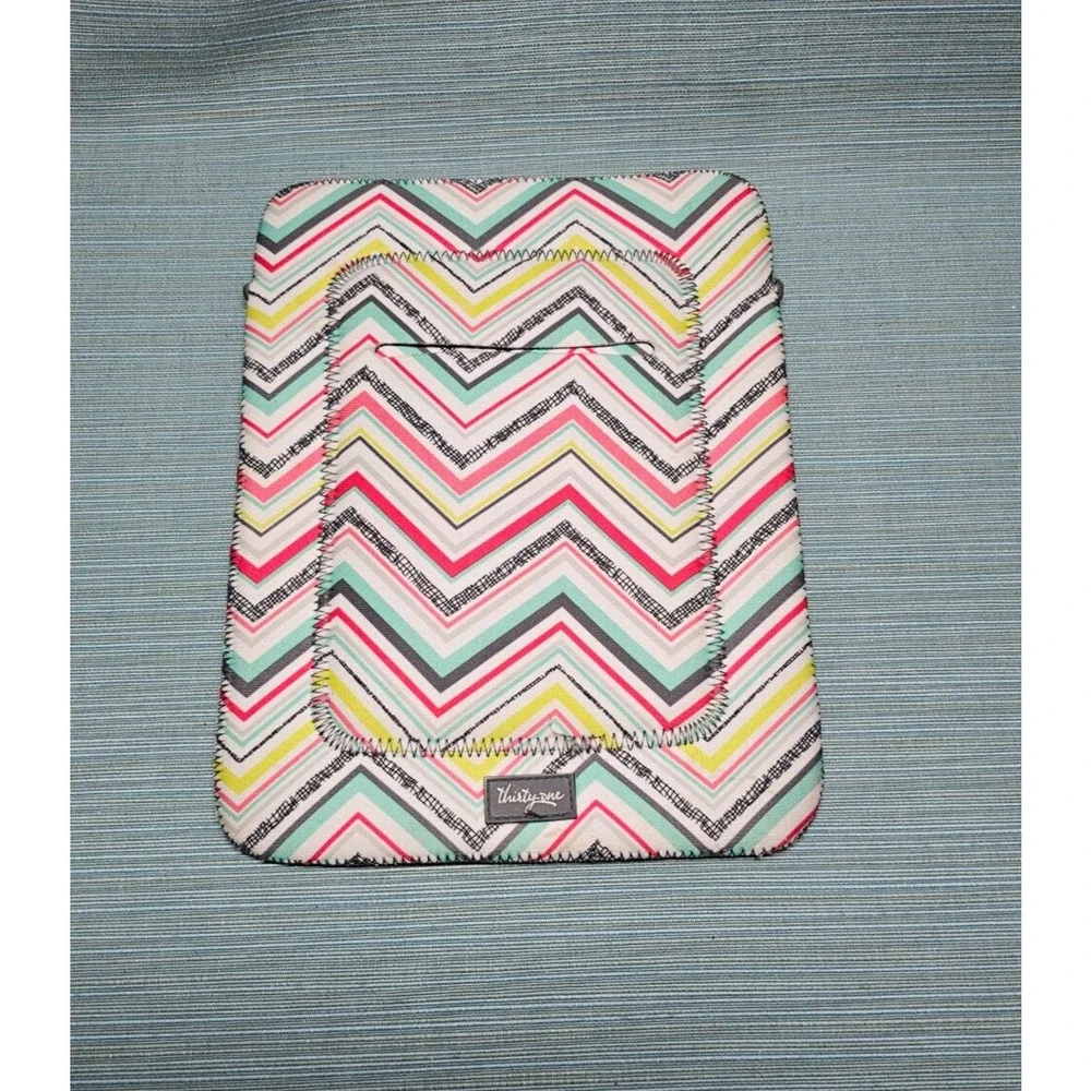 31 Thirty-One Tote-A-Tablet Sleeve Case Party Punch Chevron Neoprene