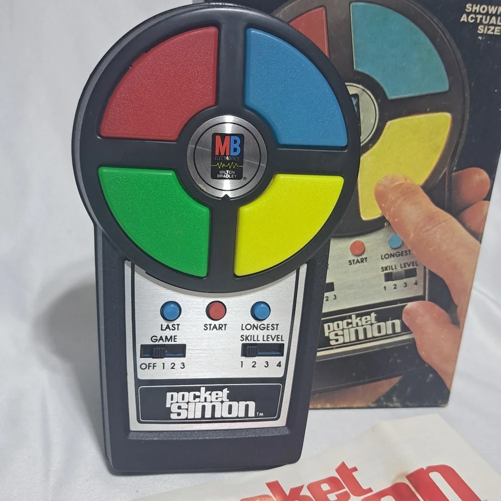 Milton Bradley vintage 1980