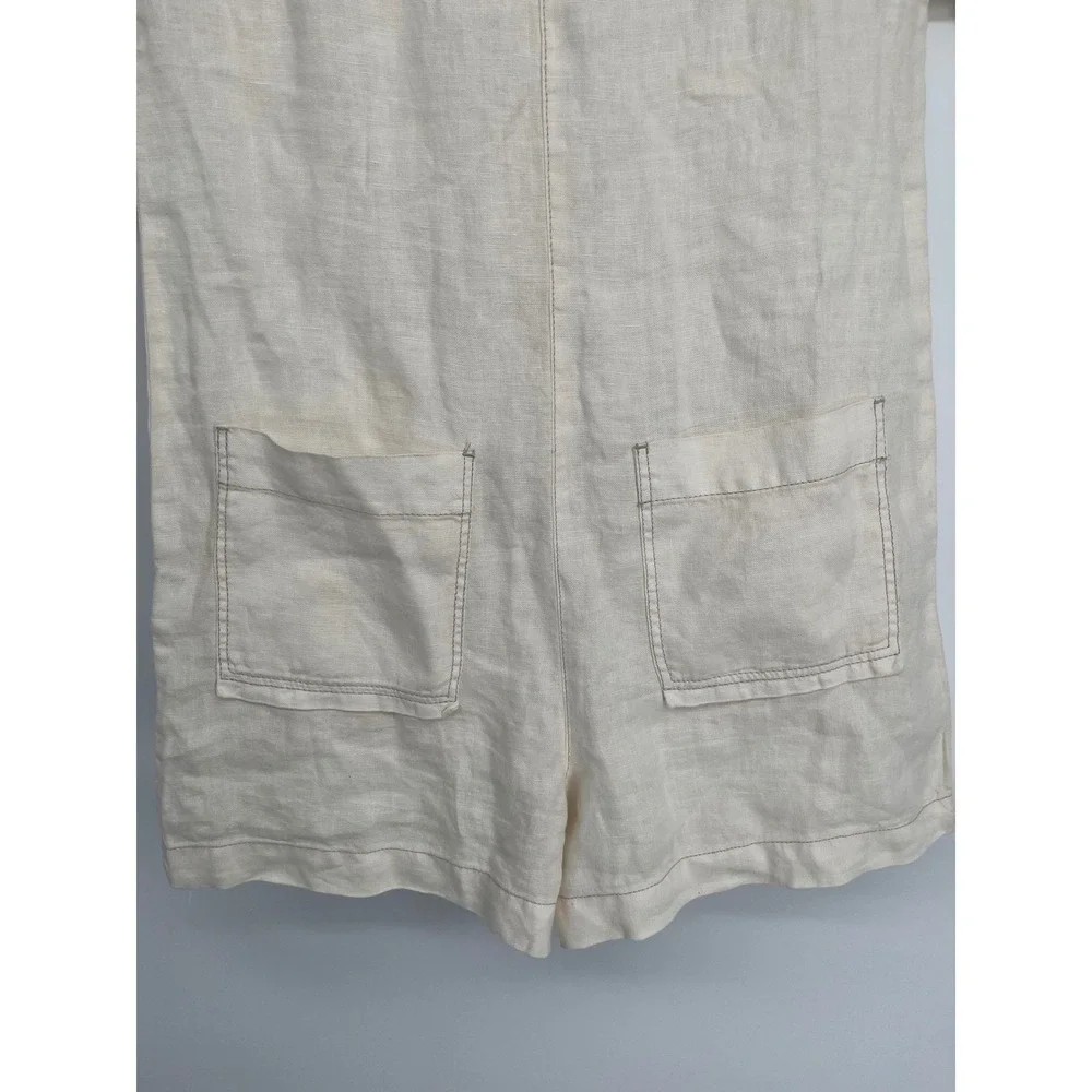 Zara staple breathable style