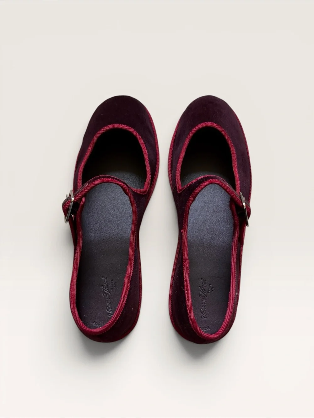 Universal Thread Burgundy Velvet Mary Jane Flats Size 9.5 Balletcore