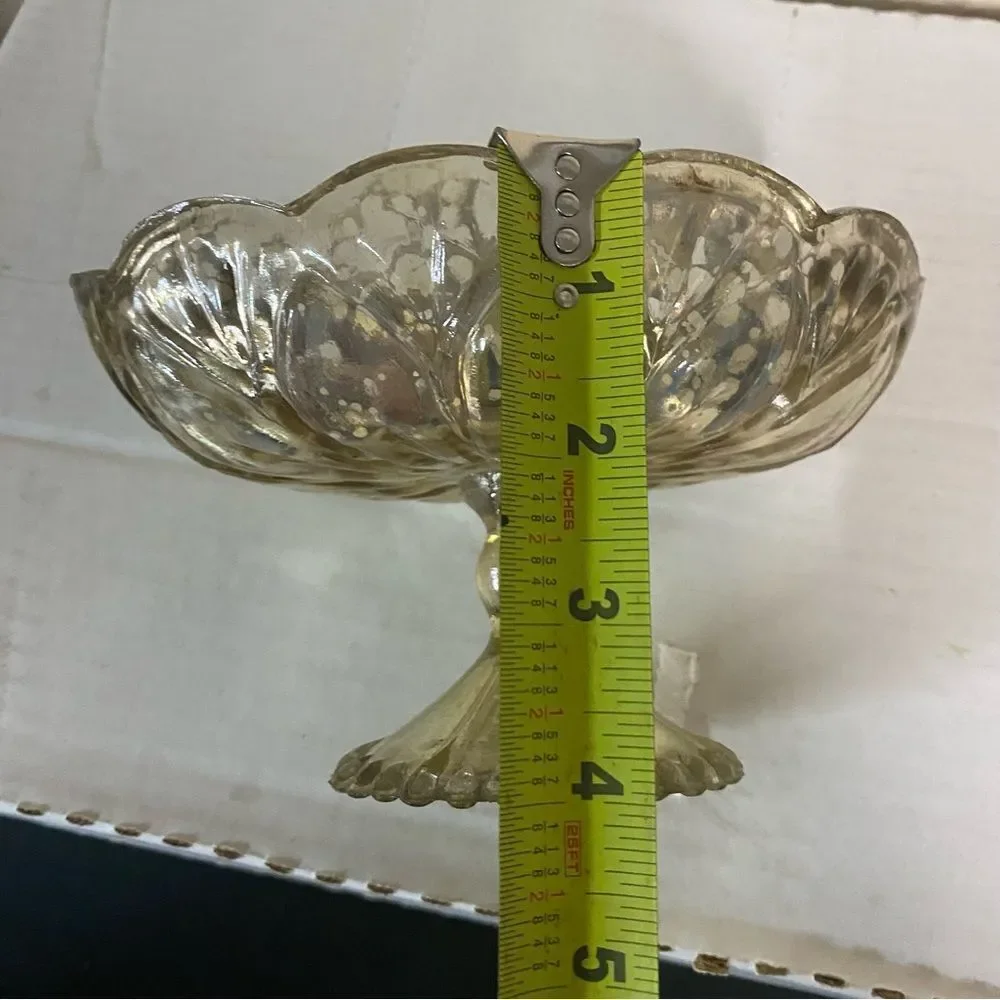 Accent Decor centerpiece yet etc