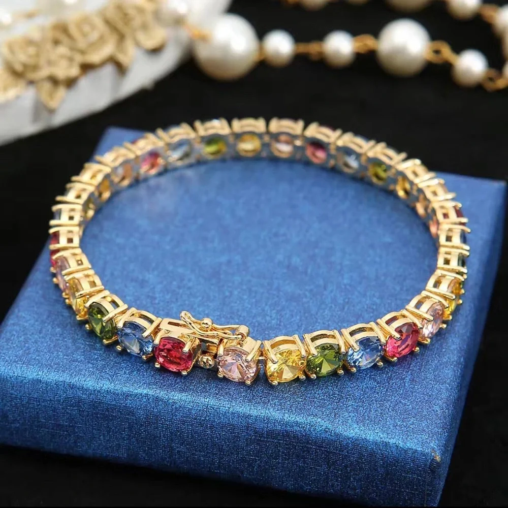 N/A ladies 18kt
