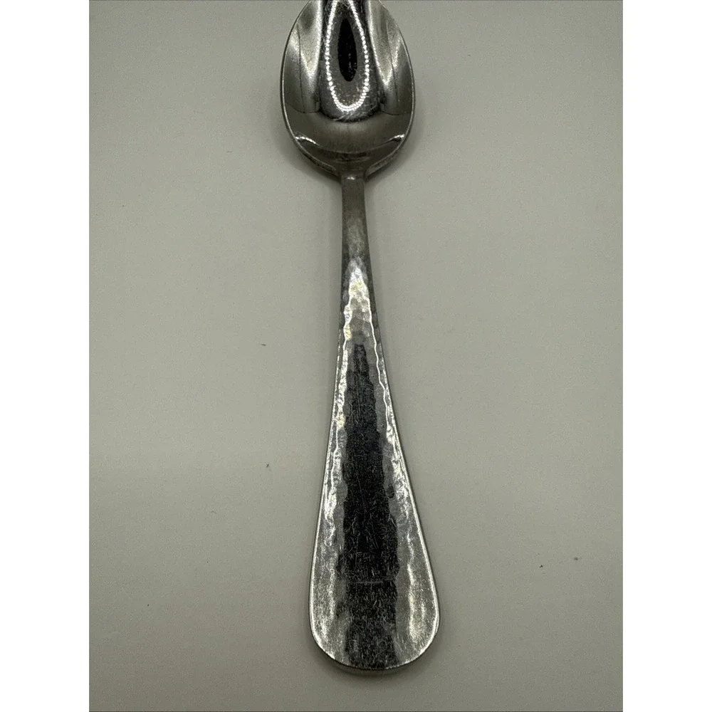 1 Hammered Antique Teaspoon Reed & Barton 18/8 Luxury Stainless Korea Shiny
