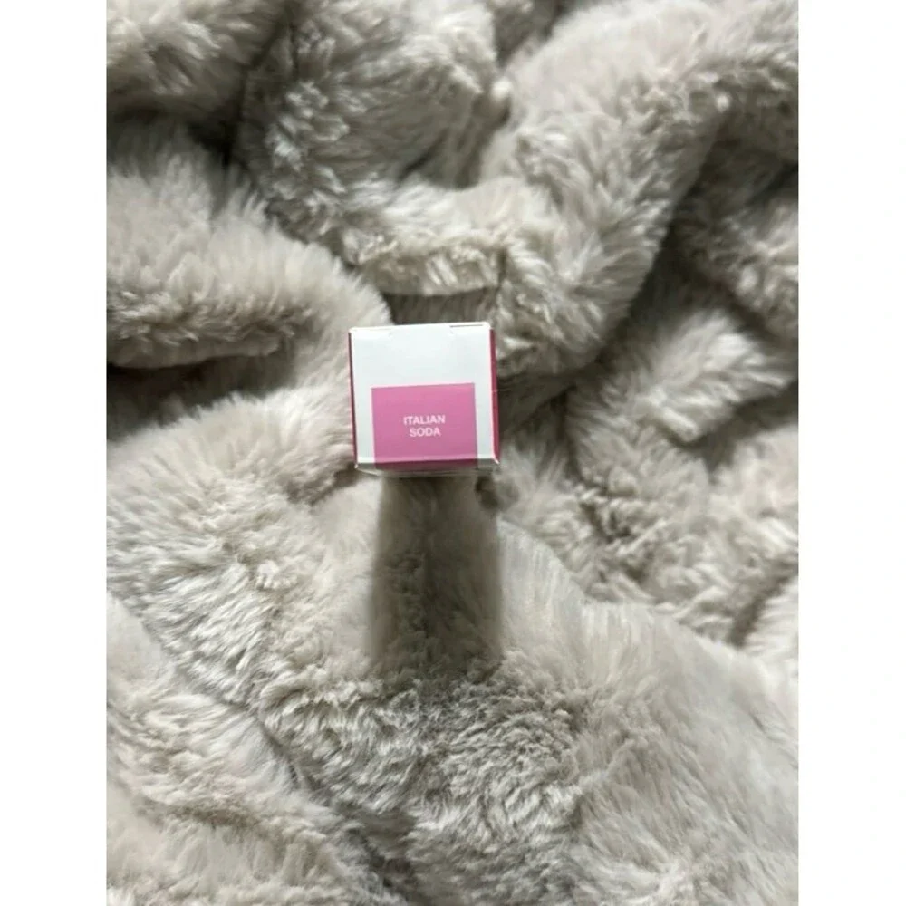 Go To Glossy Balm Italian Soda