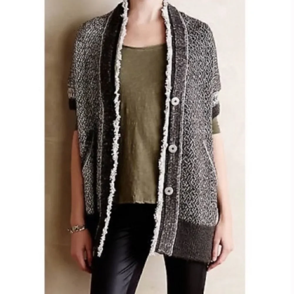Angel of The North Shrug Fringe Cardigan Sweater Grey White Button XS Oversized