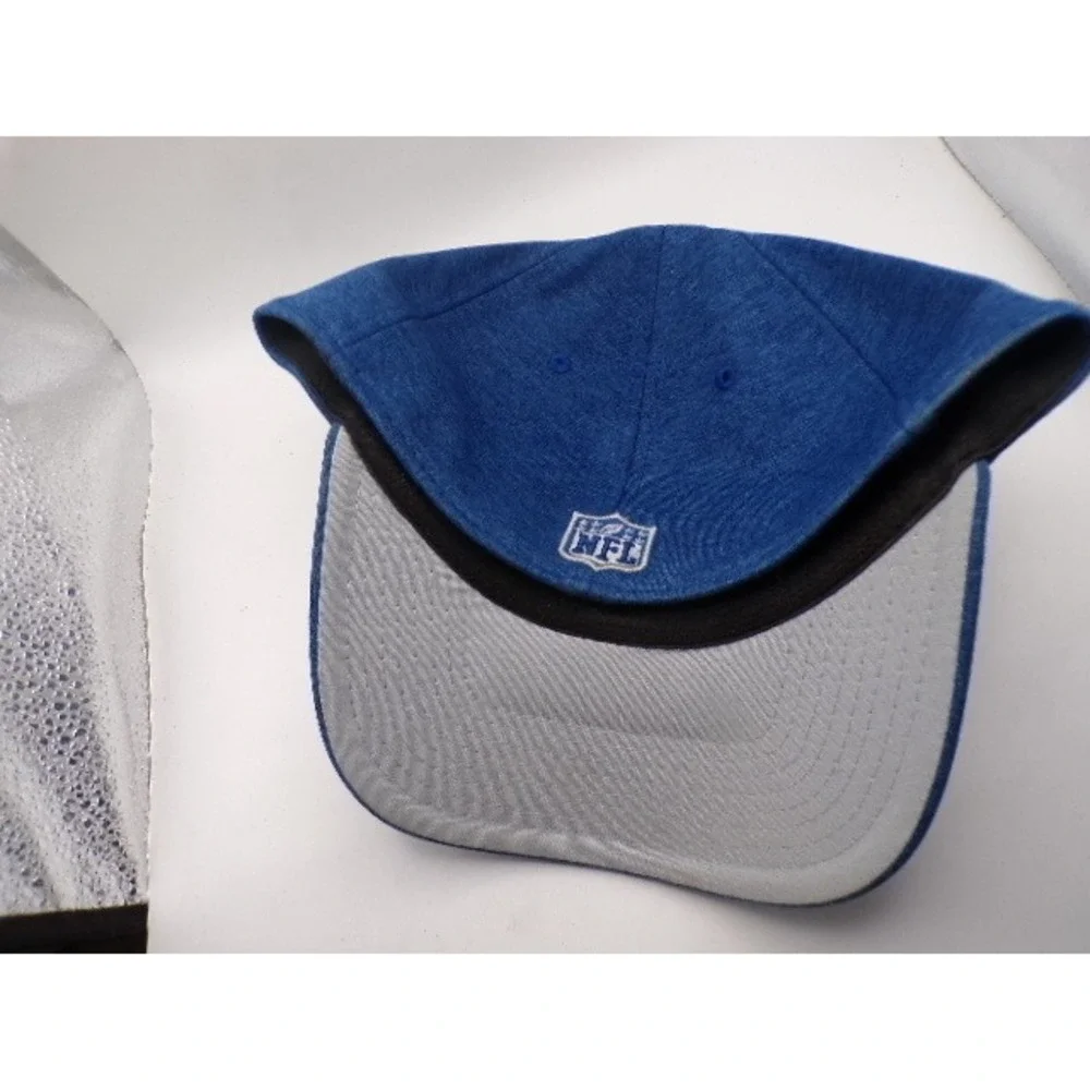 New Era flag by large