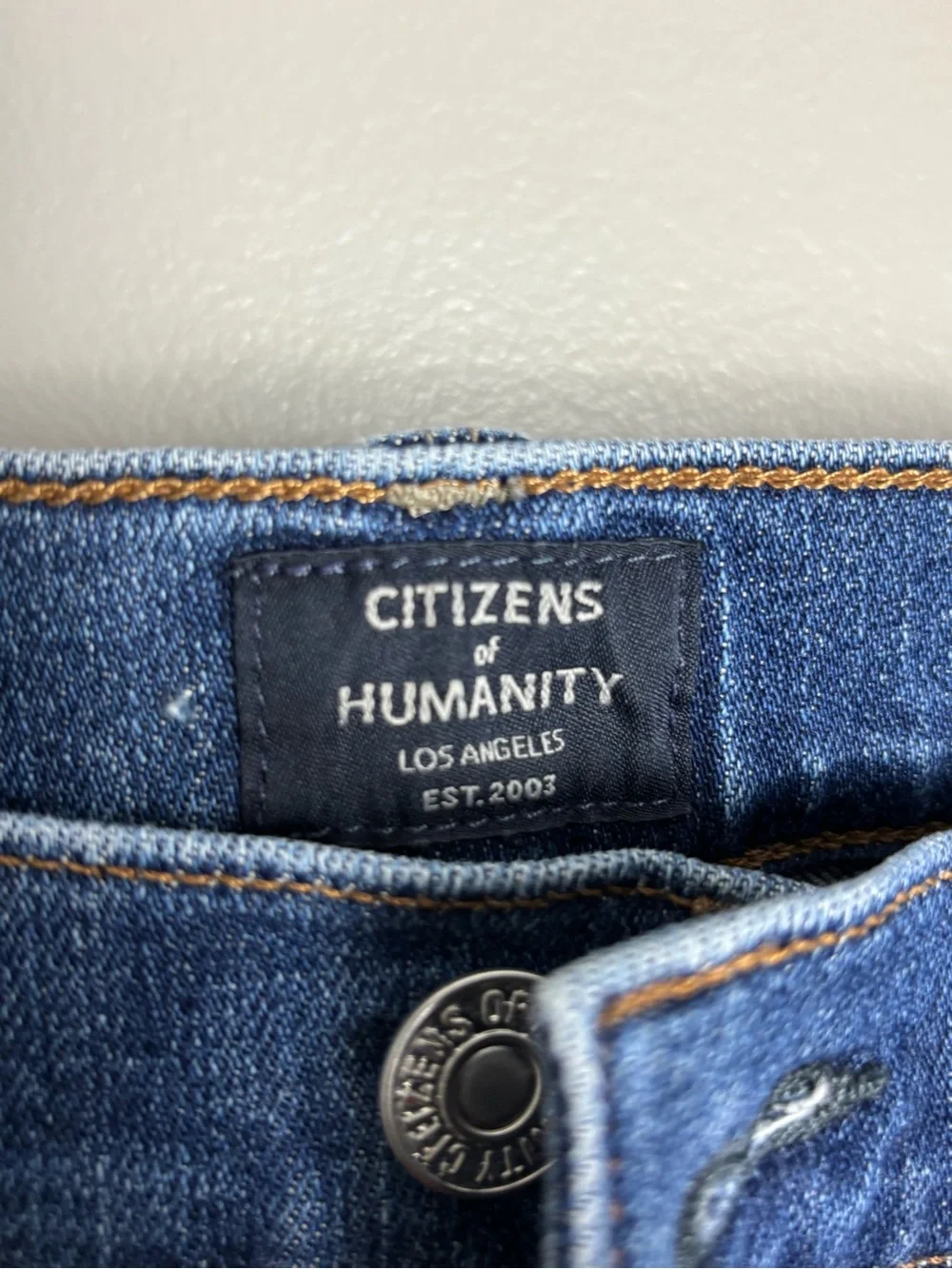 Citizens Of Humanity Men's Core Slim Straight Jeans in Dark Blue Wash Size 32
