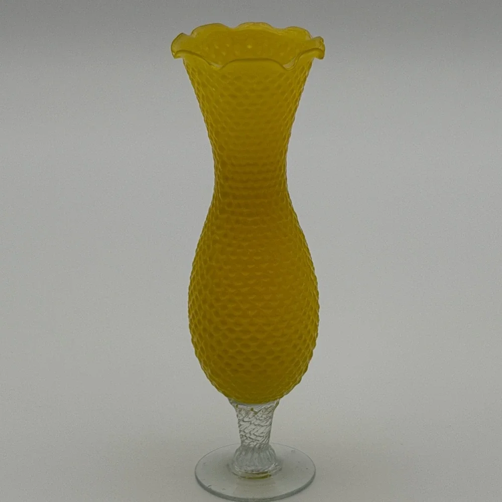Vintage Yellow Satin Hobnail Glass Bud Vase Clear Twisted Stem‎ Ruffled Rim 10in