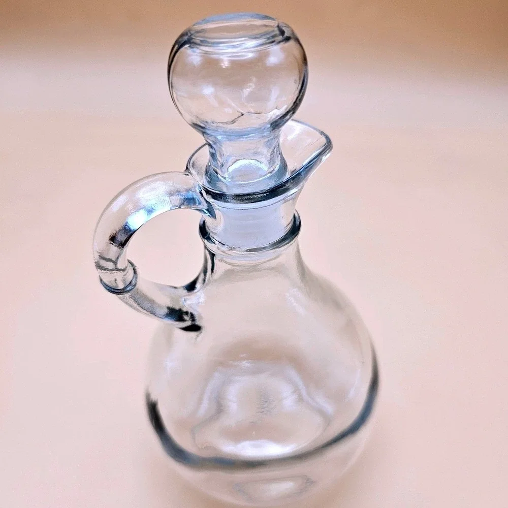Glass Cruet Carafe‎ Pourer with Handle and Stopper Vinegar Oil Dispenser