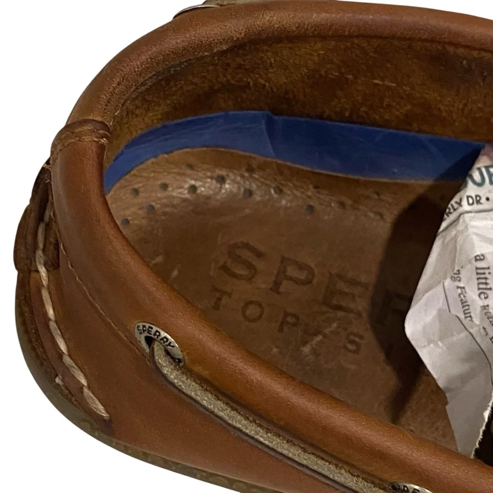 Sperry outstanding alight