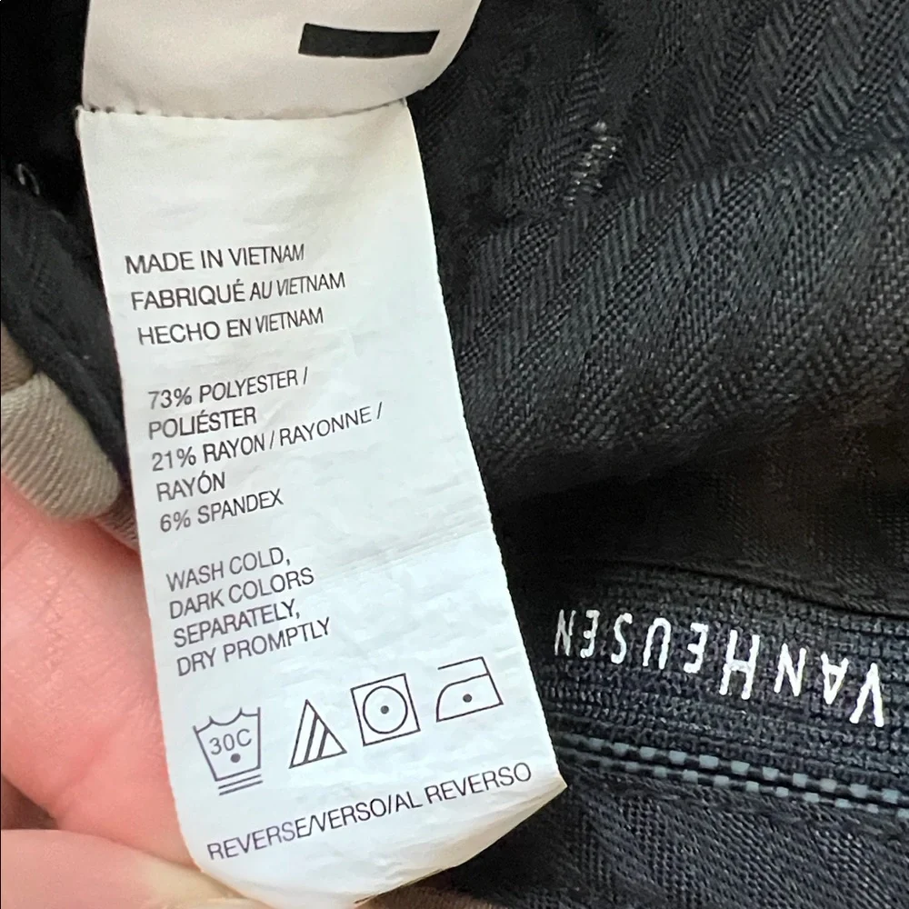 Van Heusen lots khaki