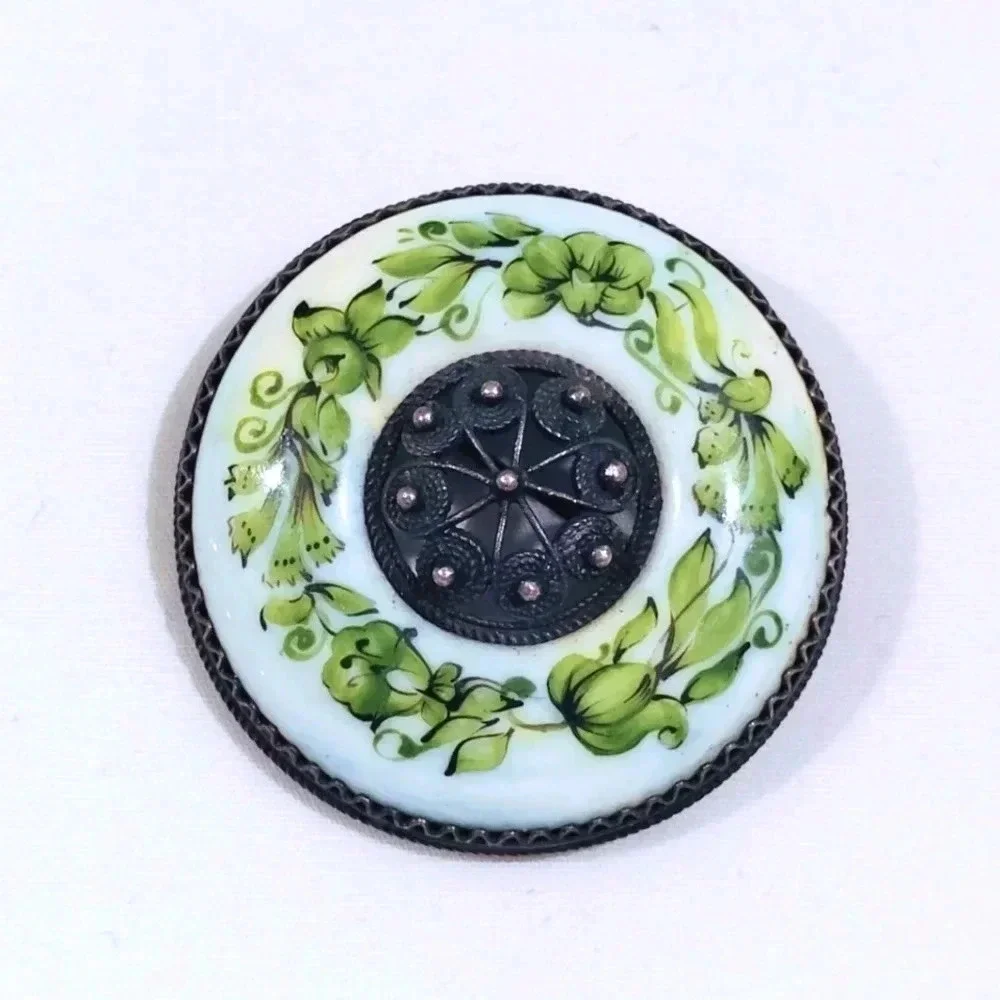 Source Unknown antique porcelain