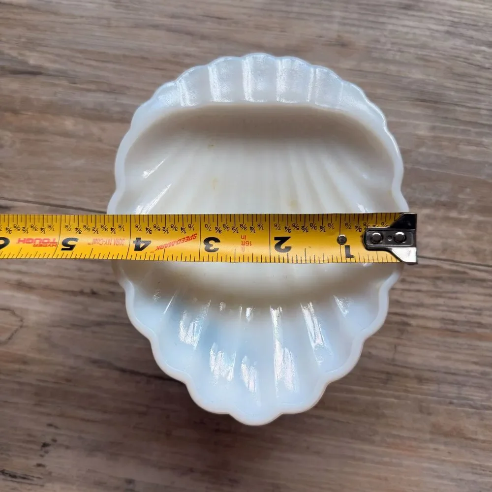 unknown vintage milk