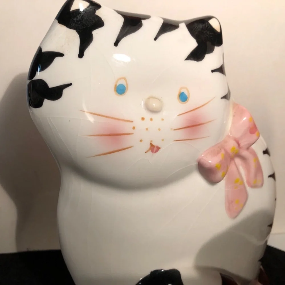Big ! Set of 2 Vintage Cat 🐈 Figures black & white ceramic Super Cute