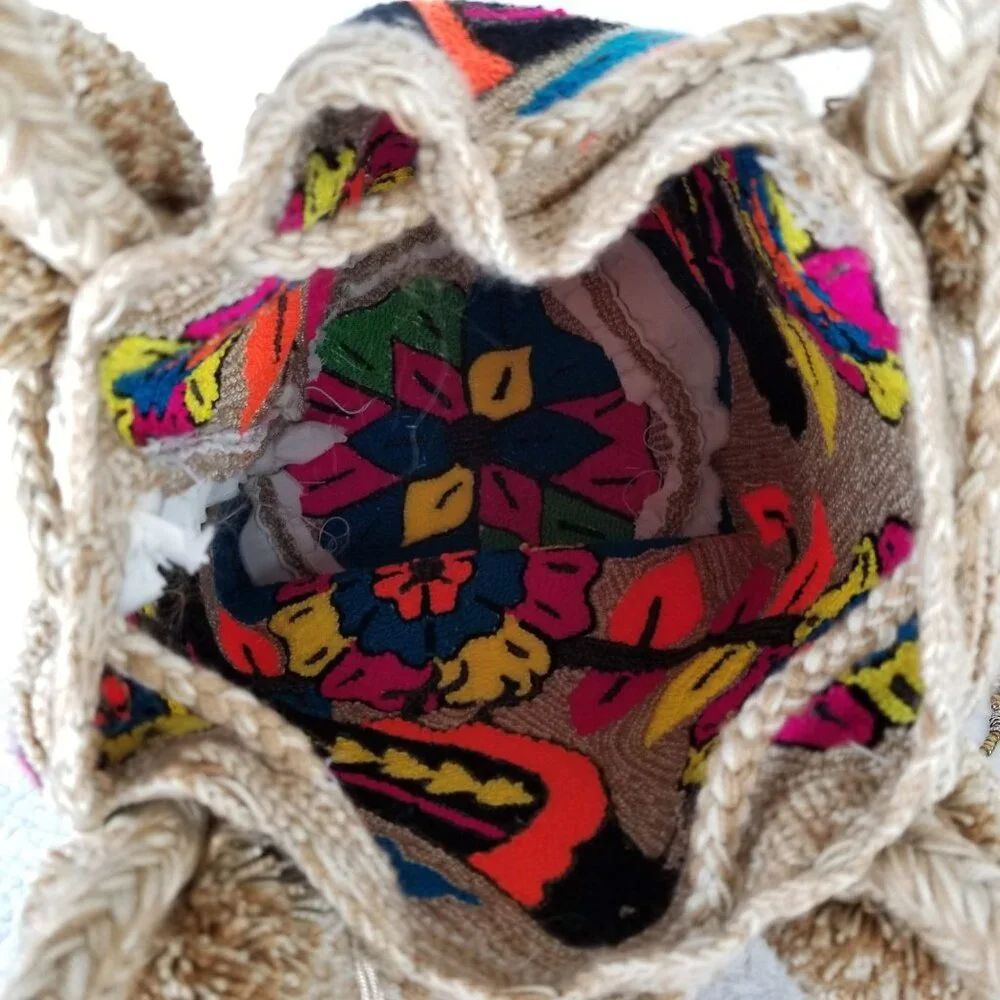 N/A handwoven design
