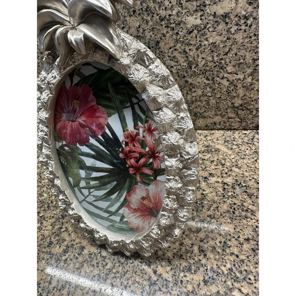 Natura Bisse item pineapple