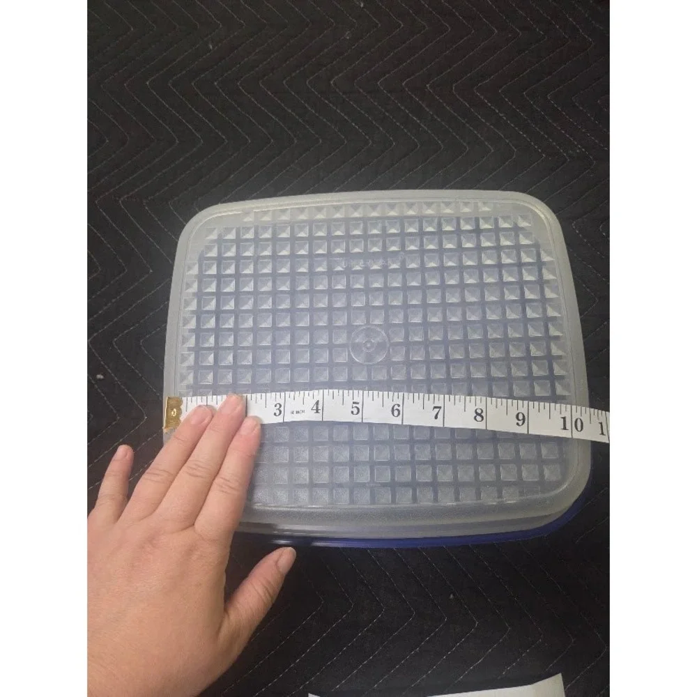 Tupperware used but