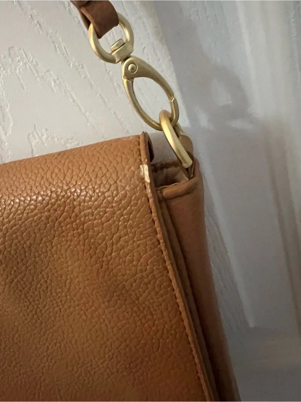 Freshly Picked Tan Leather Crossbody Shoulder Bag