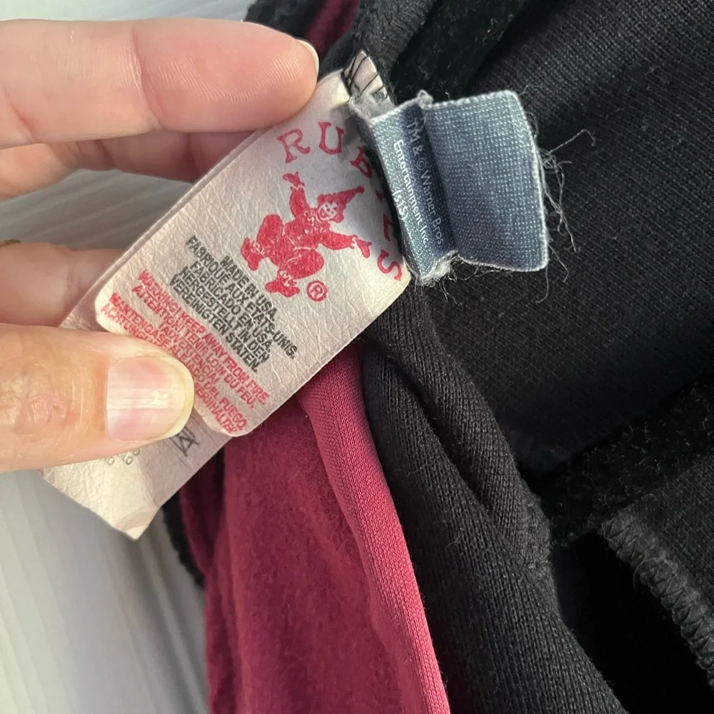 lululemon athletica rubies harry