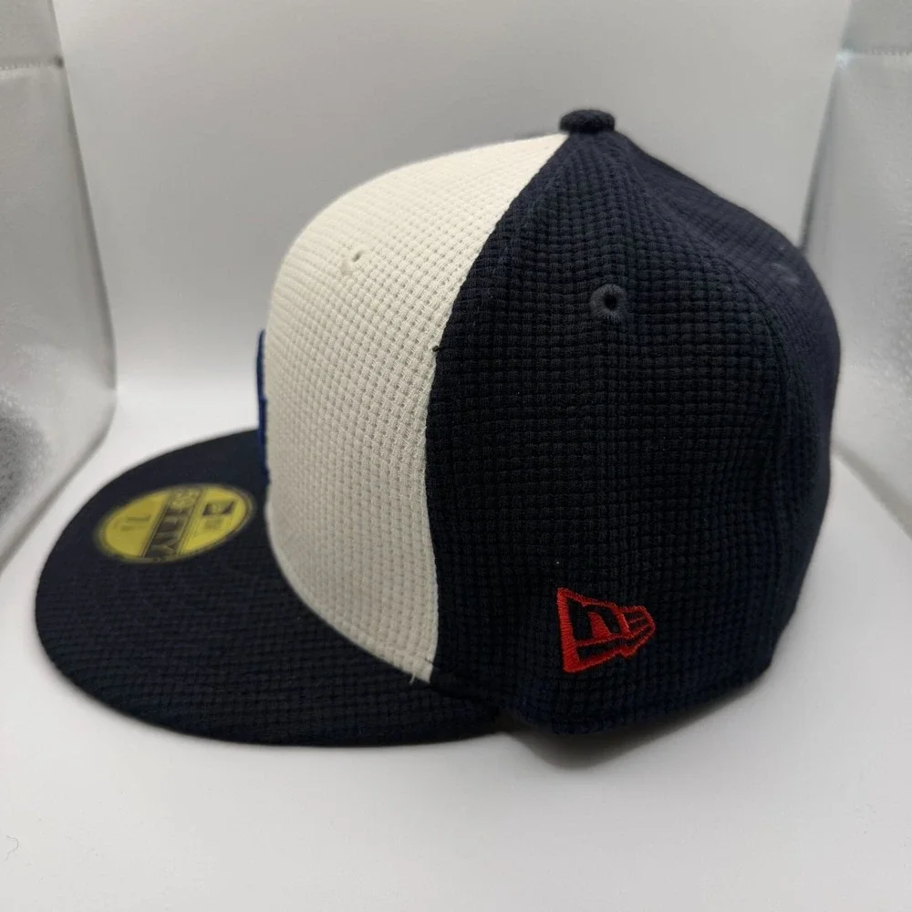 New Era 59FIFTY Los Angeles Dodgers Thermal Front Hat Size 7 1/8 New‎