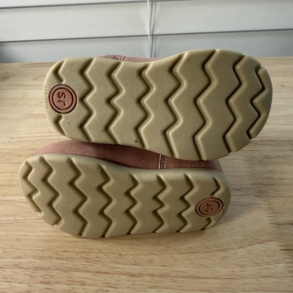 Stride Rite munchkin by