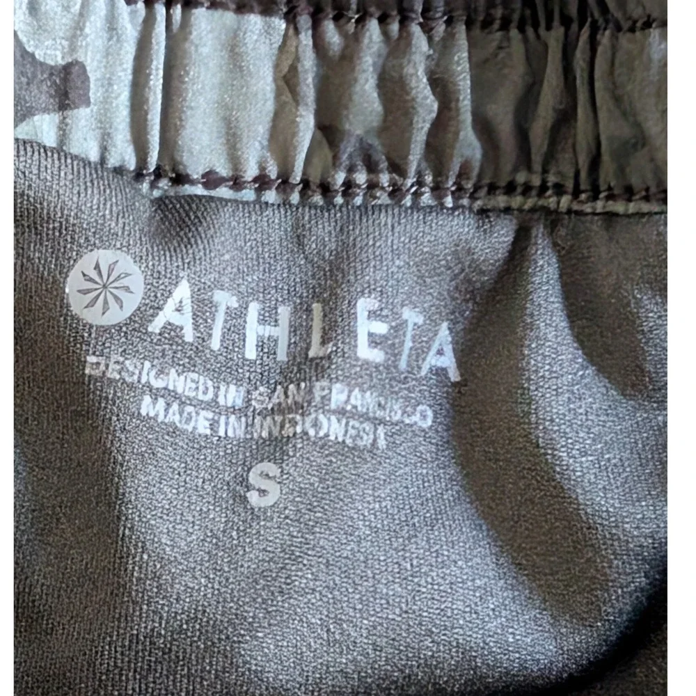 Athleta sleek infinity care