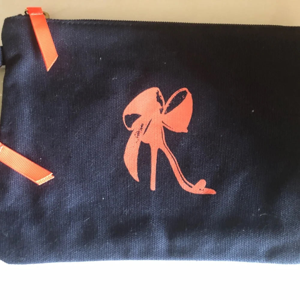 Sophie Allport new 2pc