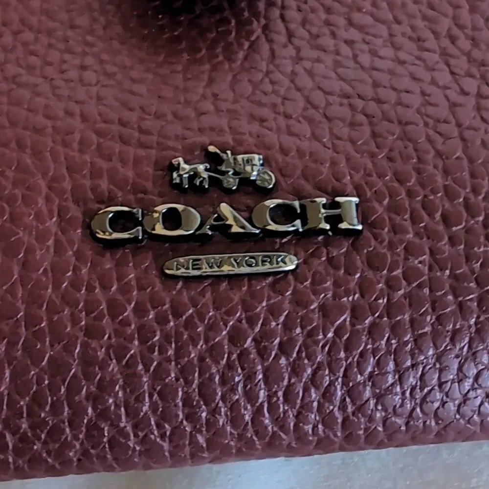 Coach noa pop