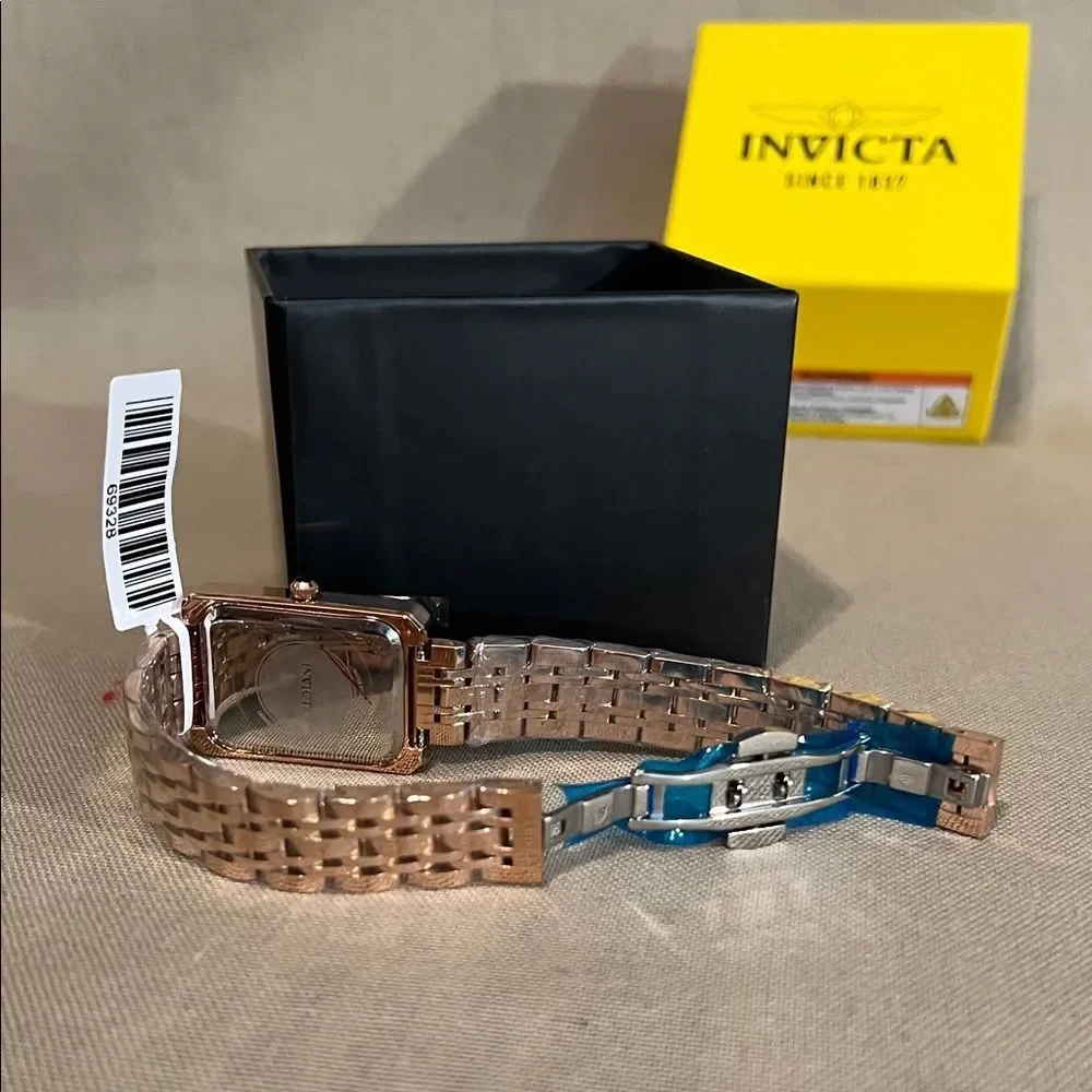 Invicta elegant wildflower