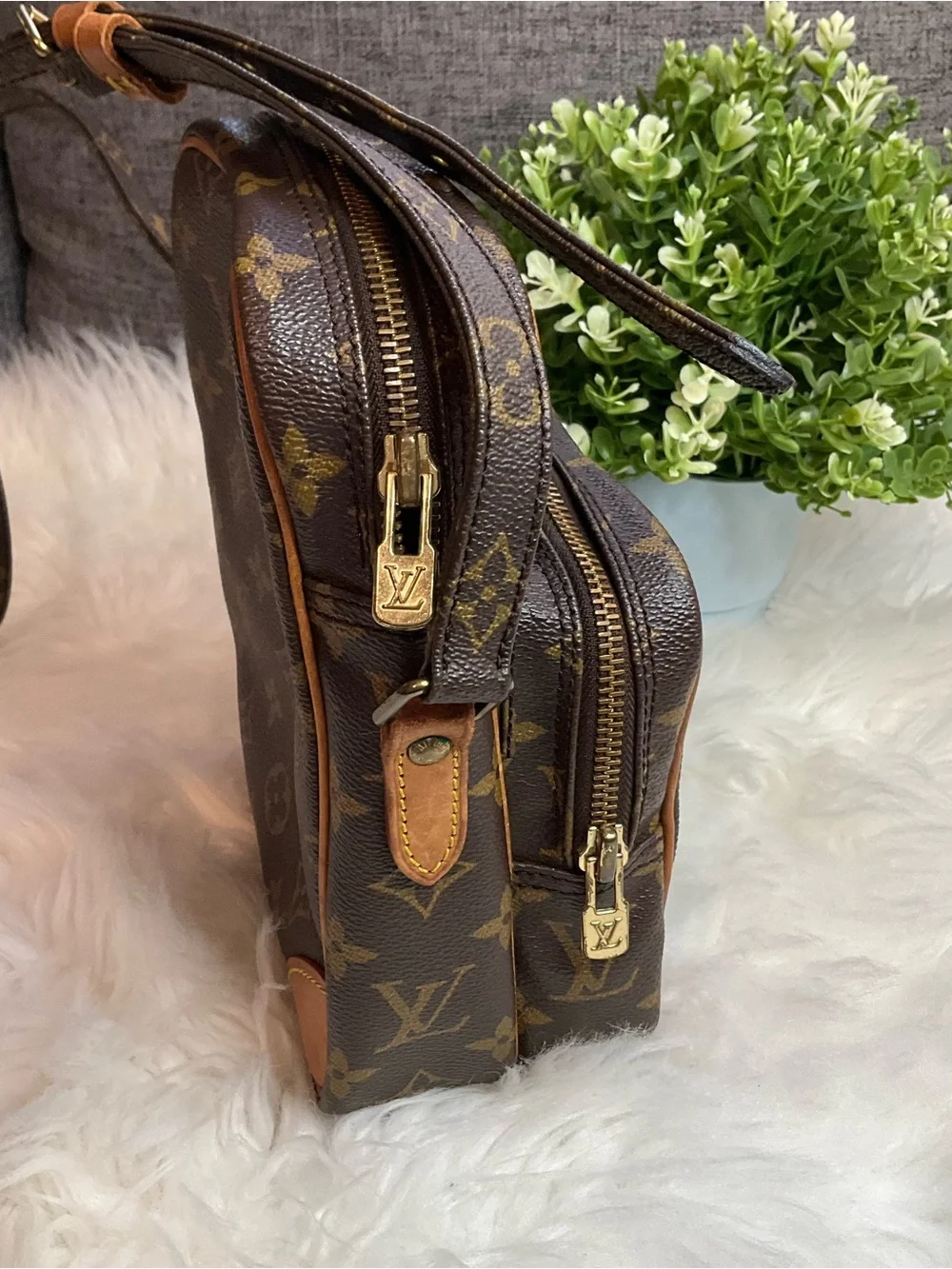 Louis Vuitton classic brown