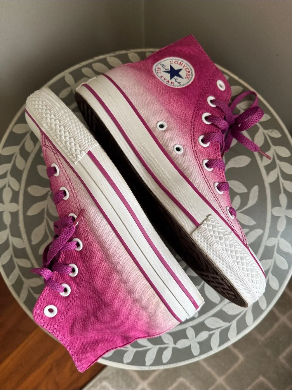 Converse high top