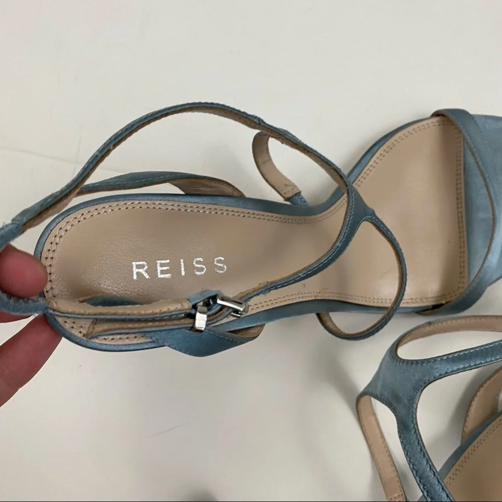 Reiss super cute