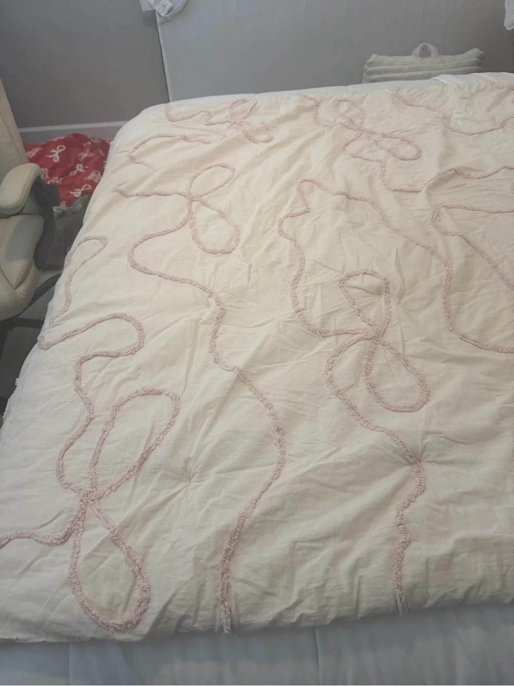 Urban Outfitters cream comforter