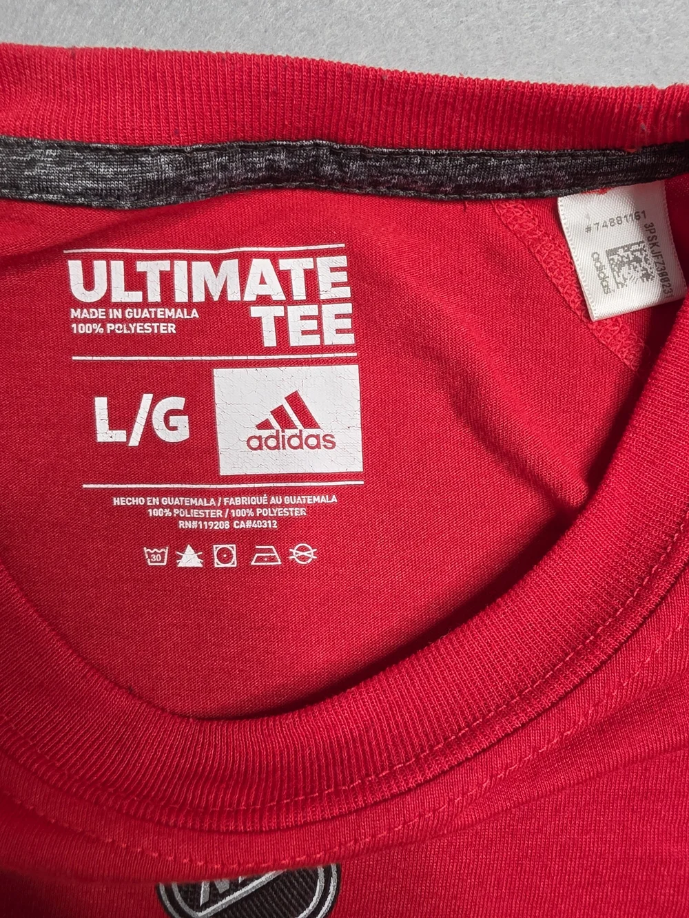Adidas NHL Chicago Blackhawks Red Long-Sleeve Tee Large