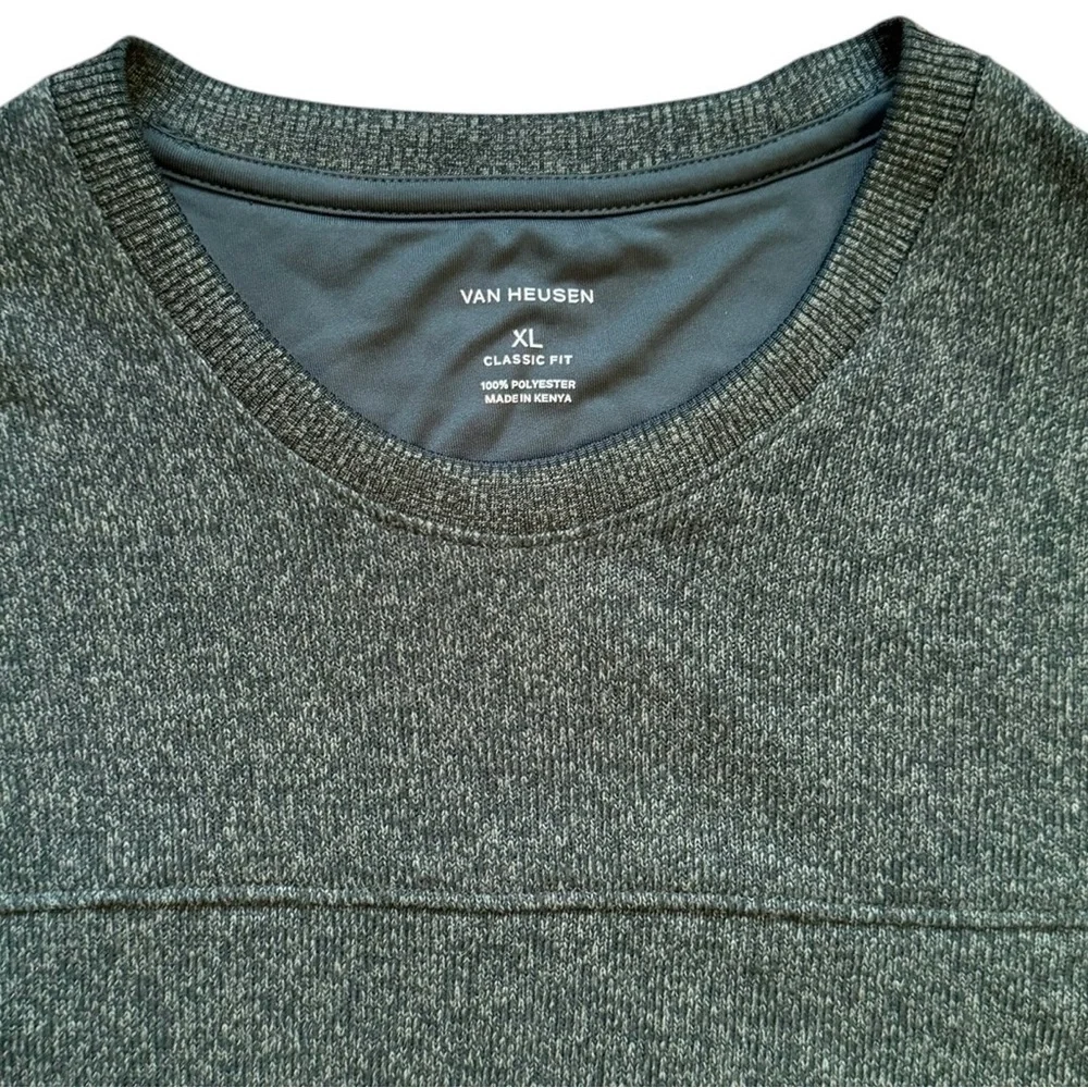 Van Heusen neck classic