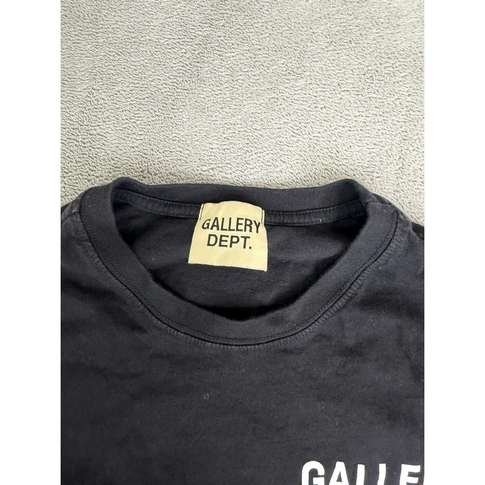 Gallery Dept. size tag