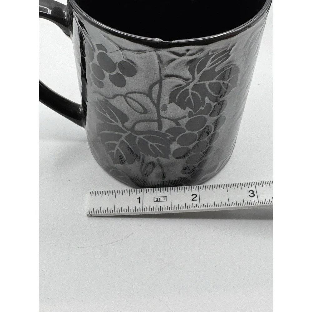Pier 1 Mugs Japan Black Cherry Cherries Coffee Tea Cup Handle 8 Fl oz