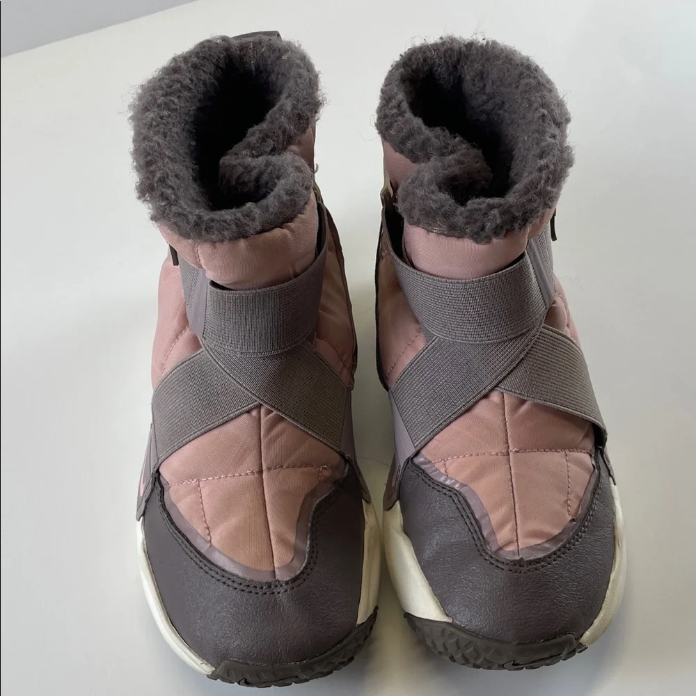 Nike youth winter