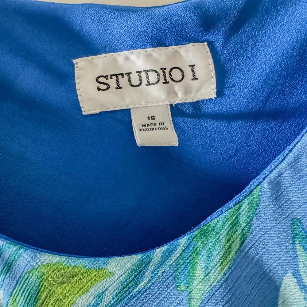Studio I beautiful vintage
