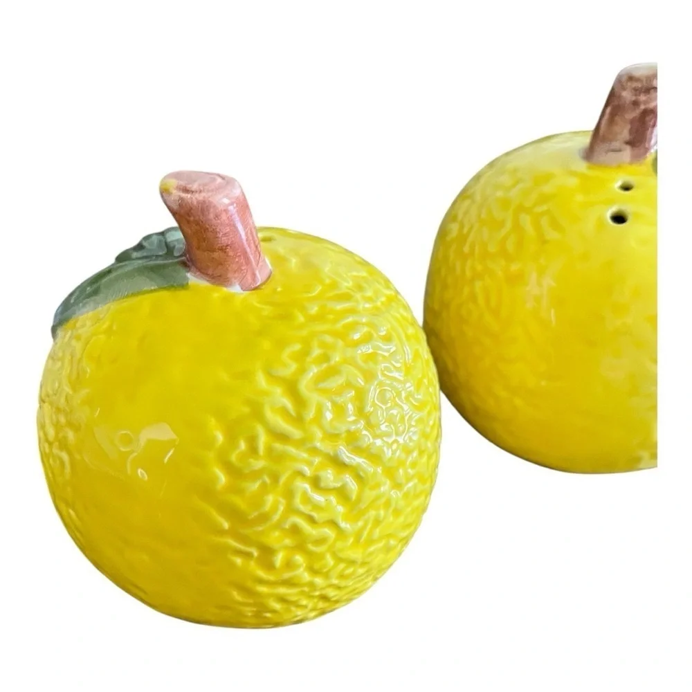 Omnibus pepper lemon